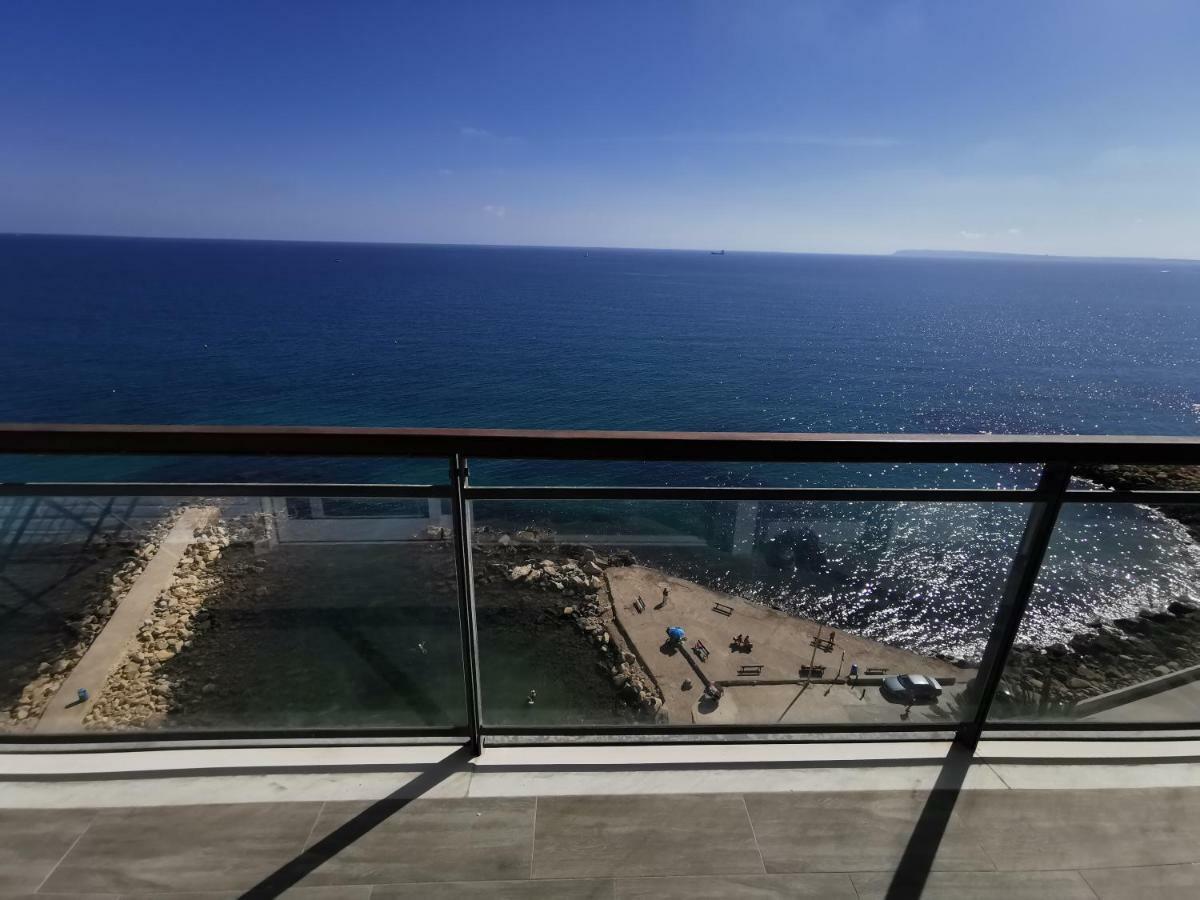 Frente mar Alicante Exterior foto